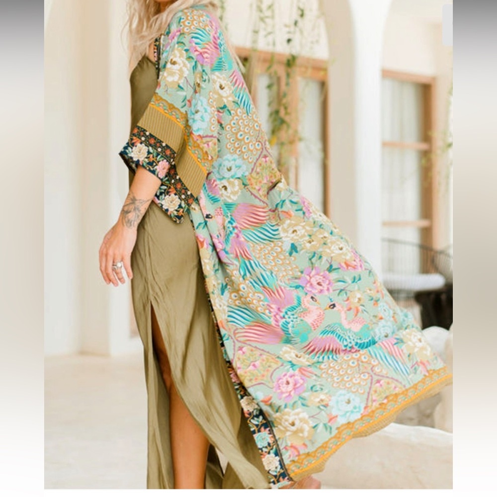 Bohemian  Floral Print Kimono with belt